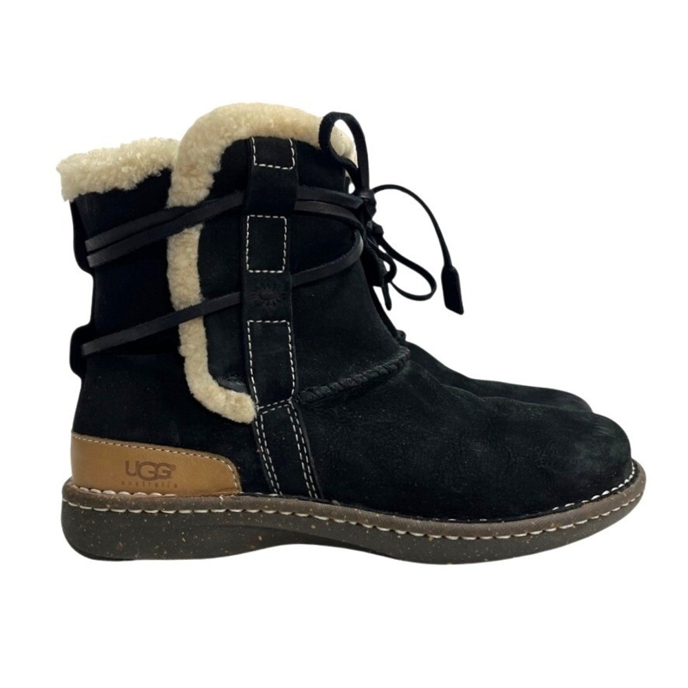 UGG Australia Caspia Black Suede Sheepskin Boots 5587 Womens Size 8